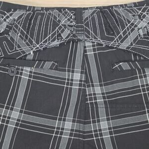 Y2K Quiksilver Men’s Black/Gray Plaid Chino Shorts Flat Pockets Applied Logo 34